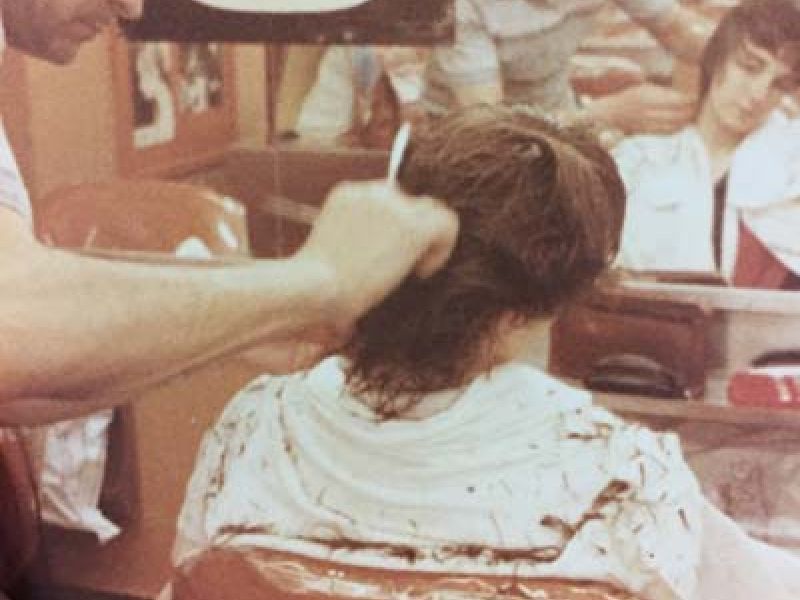imágenes históricas de los inicios de nuestra peluquería en Colunga